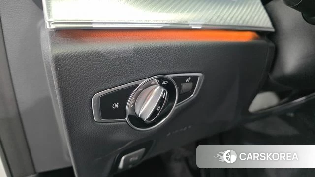 Mercedes-Benz E-Class W213 id 4894321 из Кореи 19