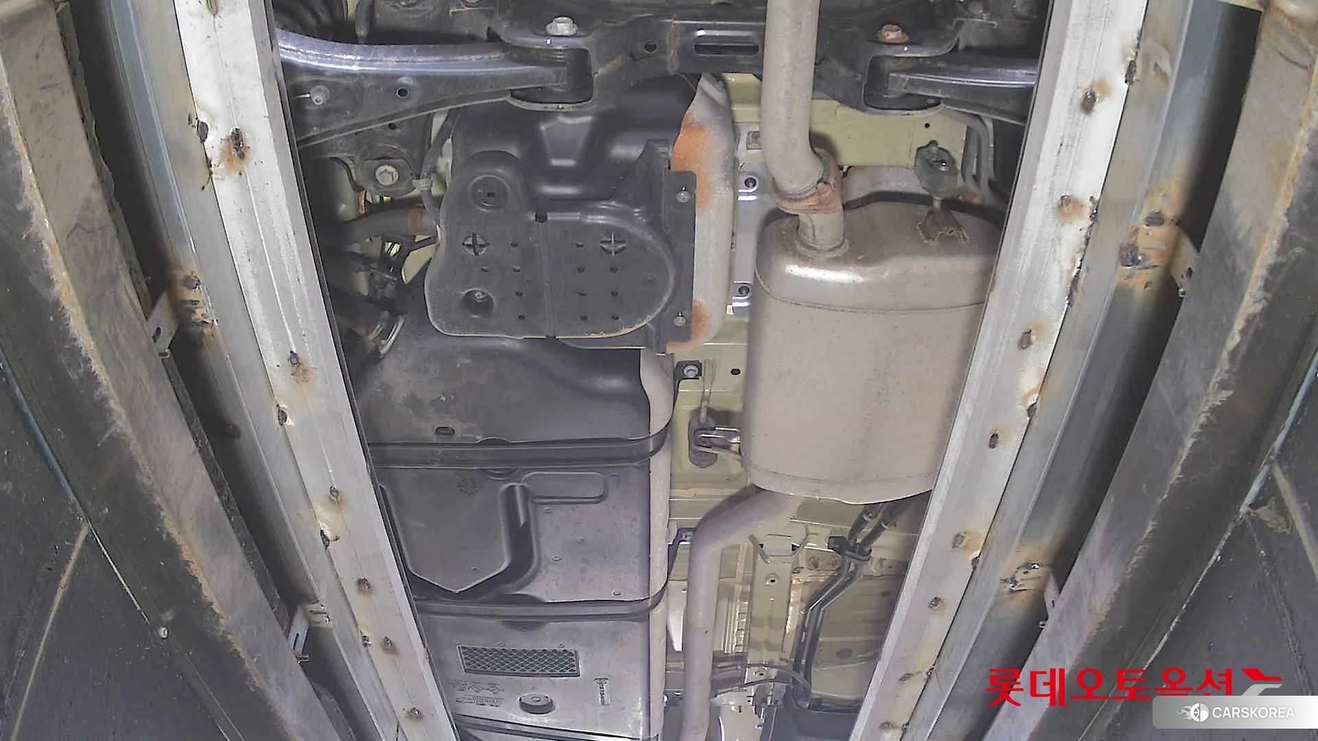 Kia Carnival id 3888379 из Кореи 19