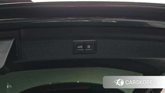 Audi Q3 (F3) id 4480156 из Кореи 19