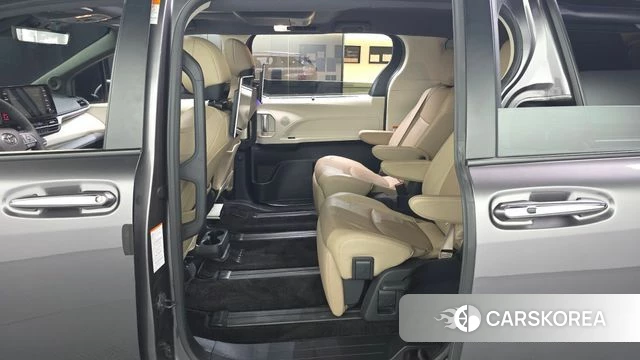 Toyota Sienna 4th Generation id 4517579 из Кореи 19
