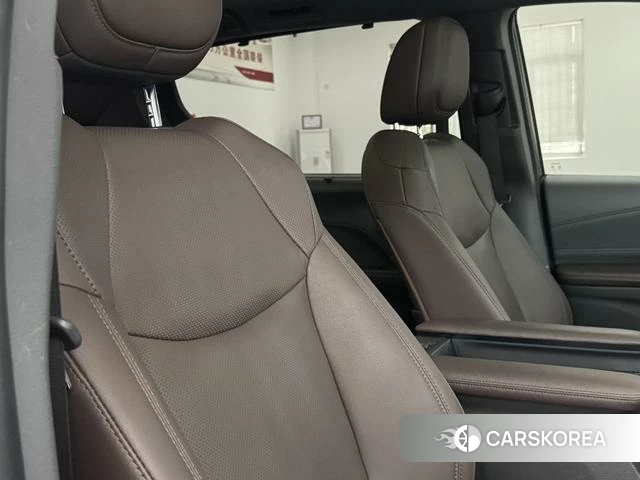 Toyota Saina id 4263585 из Китая 19