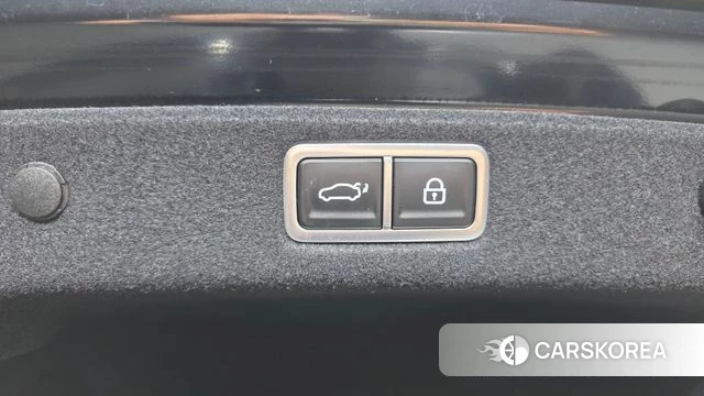 Hyundai Grandeur (GN7) id 4929059 из Кореи 19