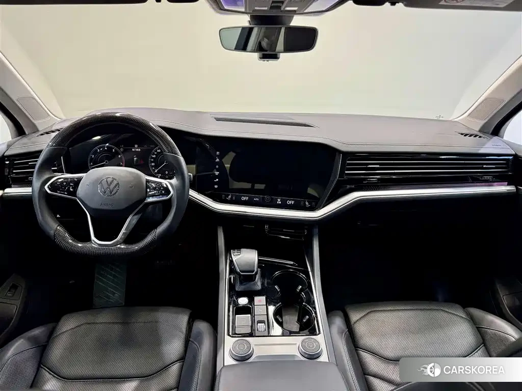 Volkswagen Touareg id 4577874 из Китая 19