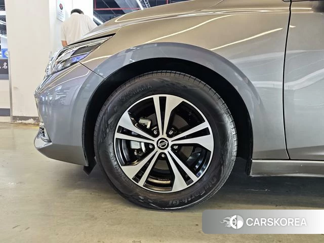 Nissan Xuan Yi id 4392059 из Китая 19