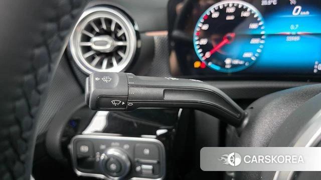 Mercedes-Benz A-Class W177 id 4196148 из Кореи 19