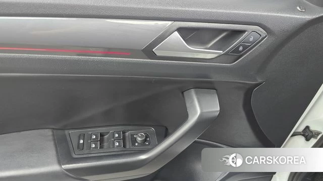 Volkswagen T-Roc id 4501148 из Кореи 19