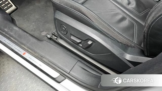 Audi Q3 (F3) id 4667094 из Кореи 19