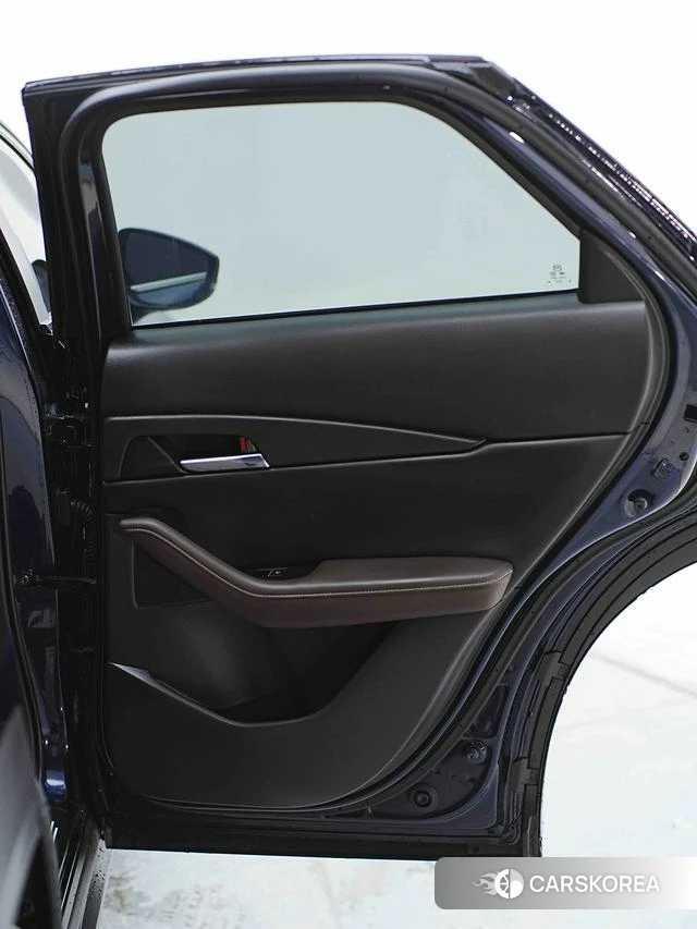 Mazda CX-30 id 4279338 из Китая 19