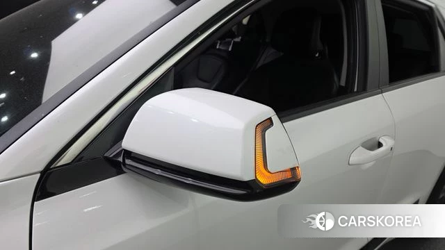 Kia Di Ol Nu Niro id 4881124 из Кореи 19