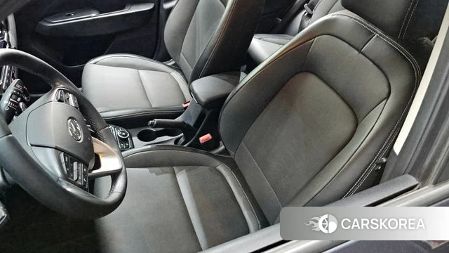 Hyundai Venue id 4383951 из Кореи 19
