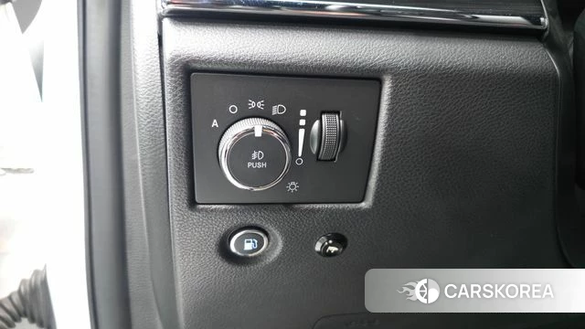 Jeep Grand Cherokee id 4865169 из Кореи 19