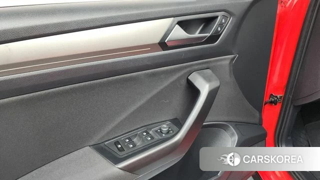 Volkswagen T-Roc id 4224014 из Кореи 19