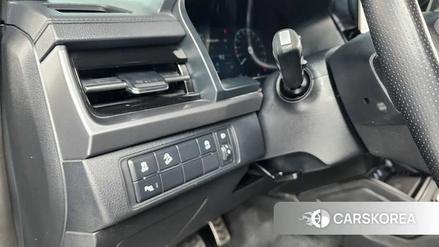 Ssangyong The New Rexton Sports Cannes id 4533966 из Кореи 19