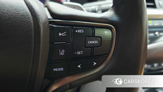 Lexus ES300h 7th generation id 4310688 из Кореи 19
