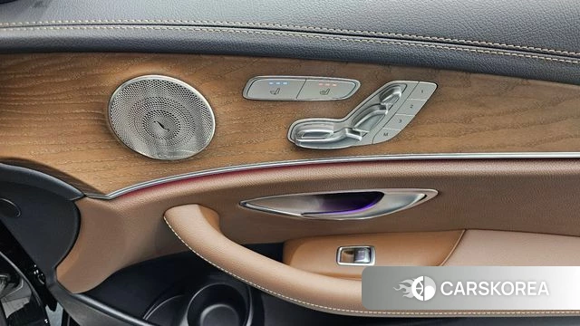 Mercedes-Benz E-Class W213 id 4402306 из Кореи 19
