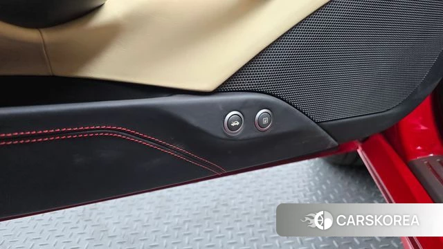 Ferrari 488 GTB id 4698997 из Кореи 19