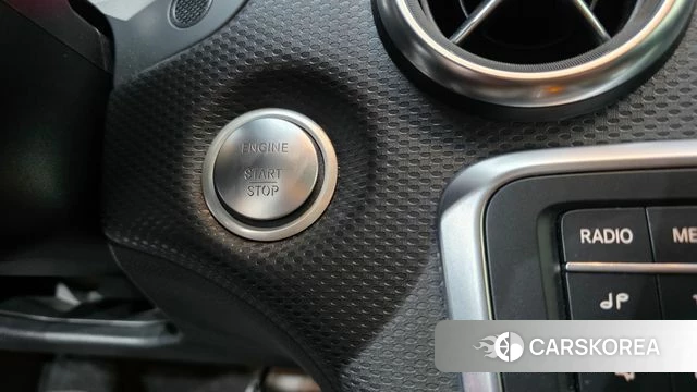 Mercedes-Benz A-Class W176 id 4755431 из Кореи 19