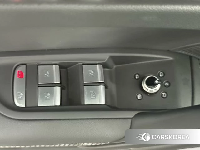 Audi Q5L id 4353422 из Китая 19