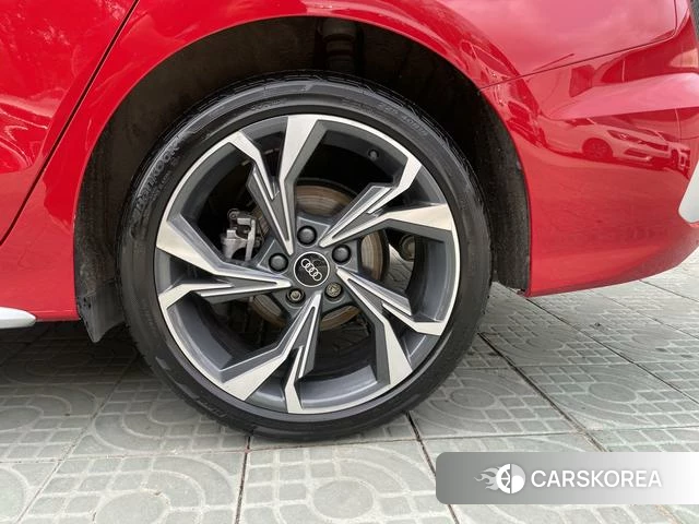 Audi A3 id 4220633 из Китая 19