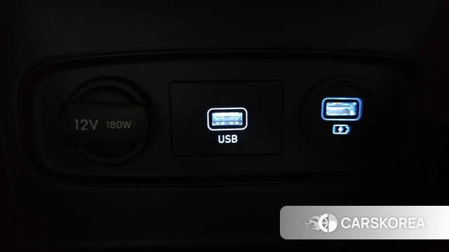 Hyundai Venue id 4470995 из Кореи 19