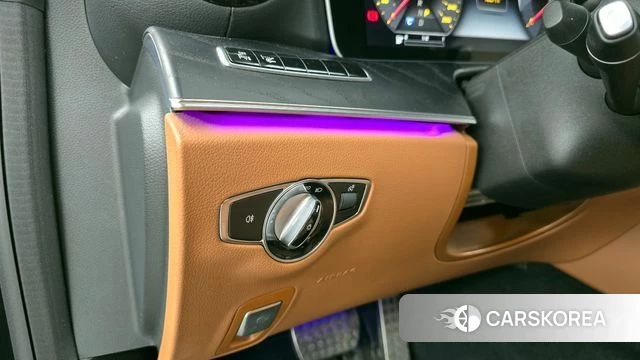 Mercedes-Benz E-Class W213 id 4188569 из Кореи 19