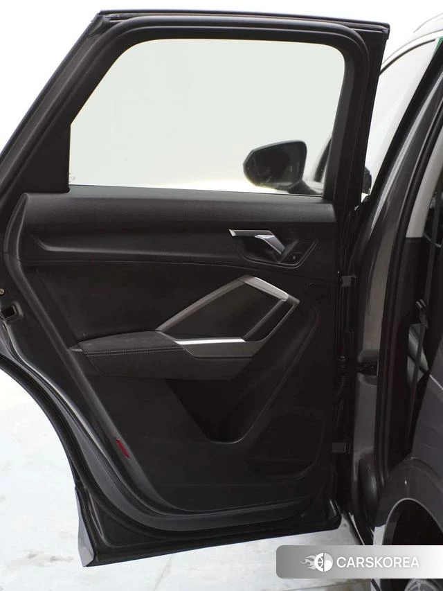 Audi Q3 id 4328815 из Китая 19