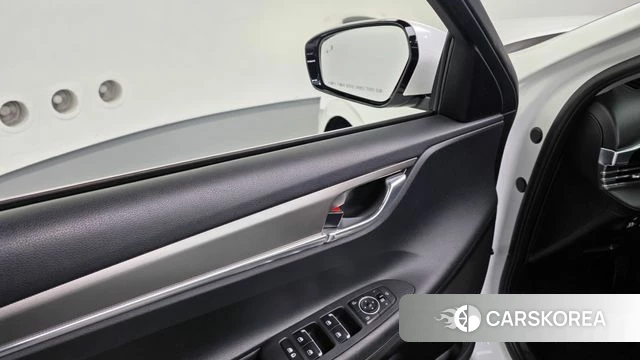 Hyundai The New Grandeur IG Hybrid id 4303575 из Кореи 19