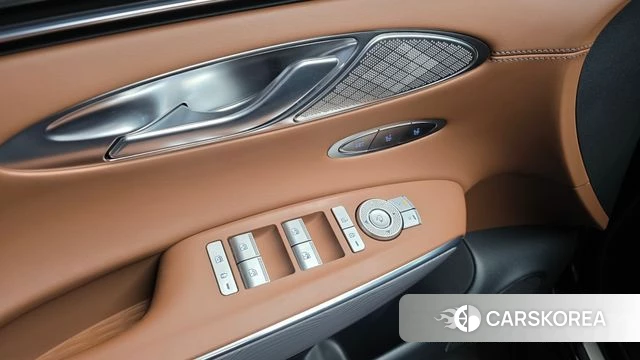 Genesis GV70 id 4186403 из Кореи 19