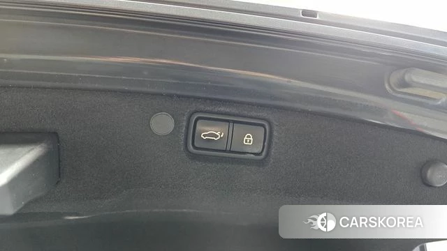 Kia K7 Premier Hybrid id 4907159 из Кореи 19