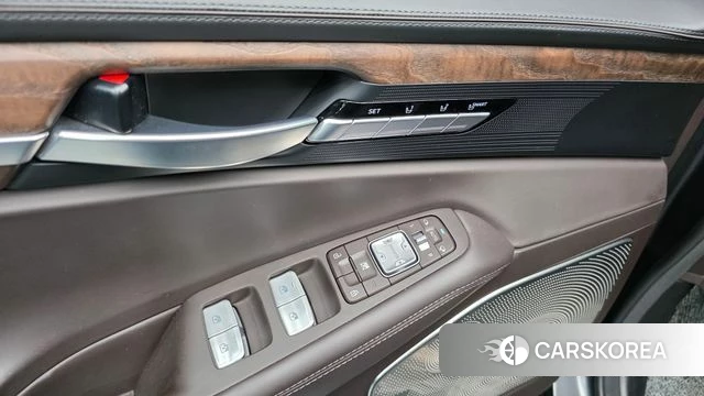 Genesis G90 id 4881778 из Кореи 19