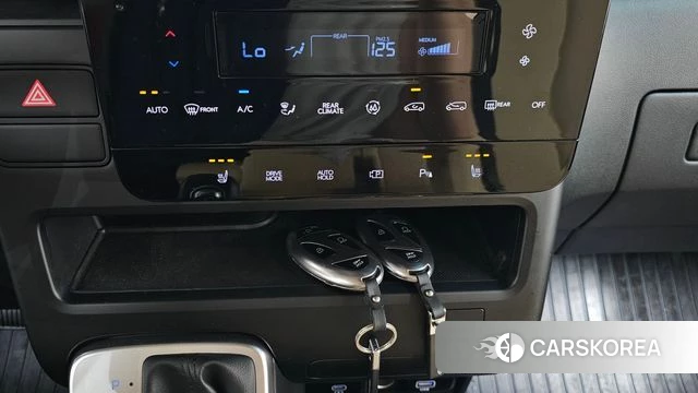 Hyundai Staria id 4349344 из Кореи 19