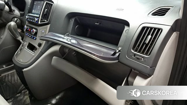 Hyundai The New Grand Starex id 4356196 из Кореи 19