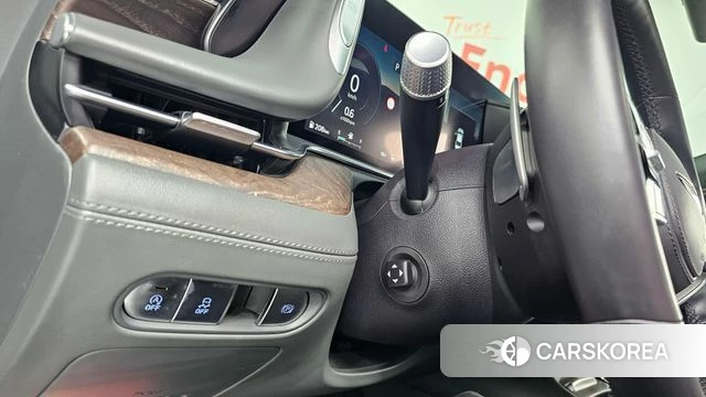 Genesis G90 (RS4) id 4230992 из Кореи 19