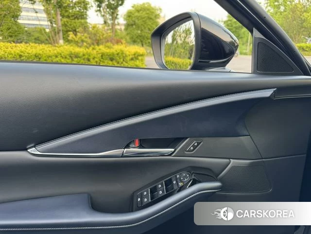 Mazda CX-30 EV id 4359146 из Китая 19