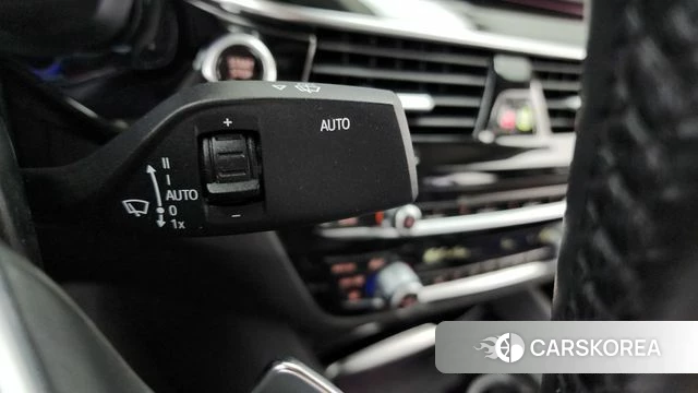 BMW 5 Series (G30) id 4371982 из Кореи 19