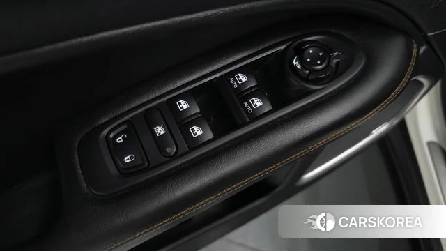 Jeep Compass 2nd Generation id 4666636 из Кореи 19