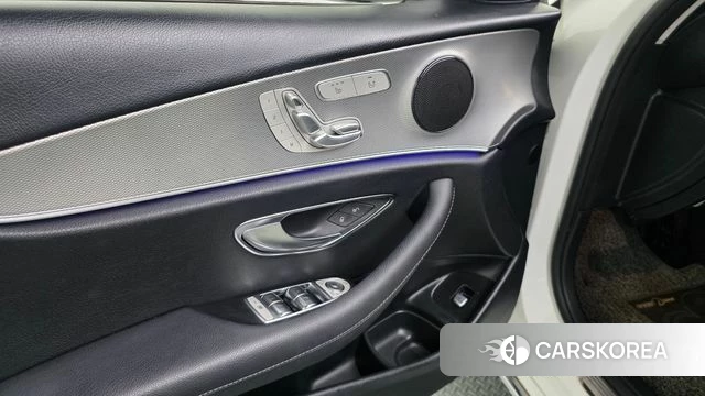 Mercedes-Benz E-Class W213 id 4568317 из Кореи 19