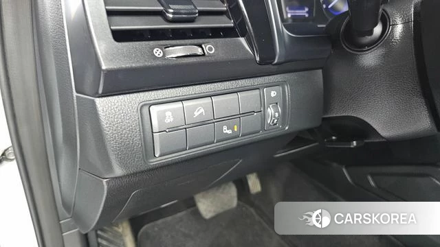 Ssangyong Rexton Sports id 4446814 из Кореи 19
