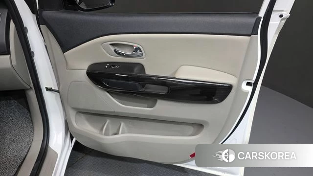 Kia The New Carnival id 4543711 из Кореи 19
