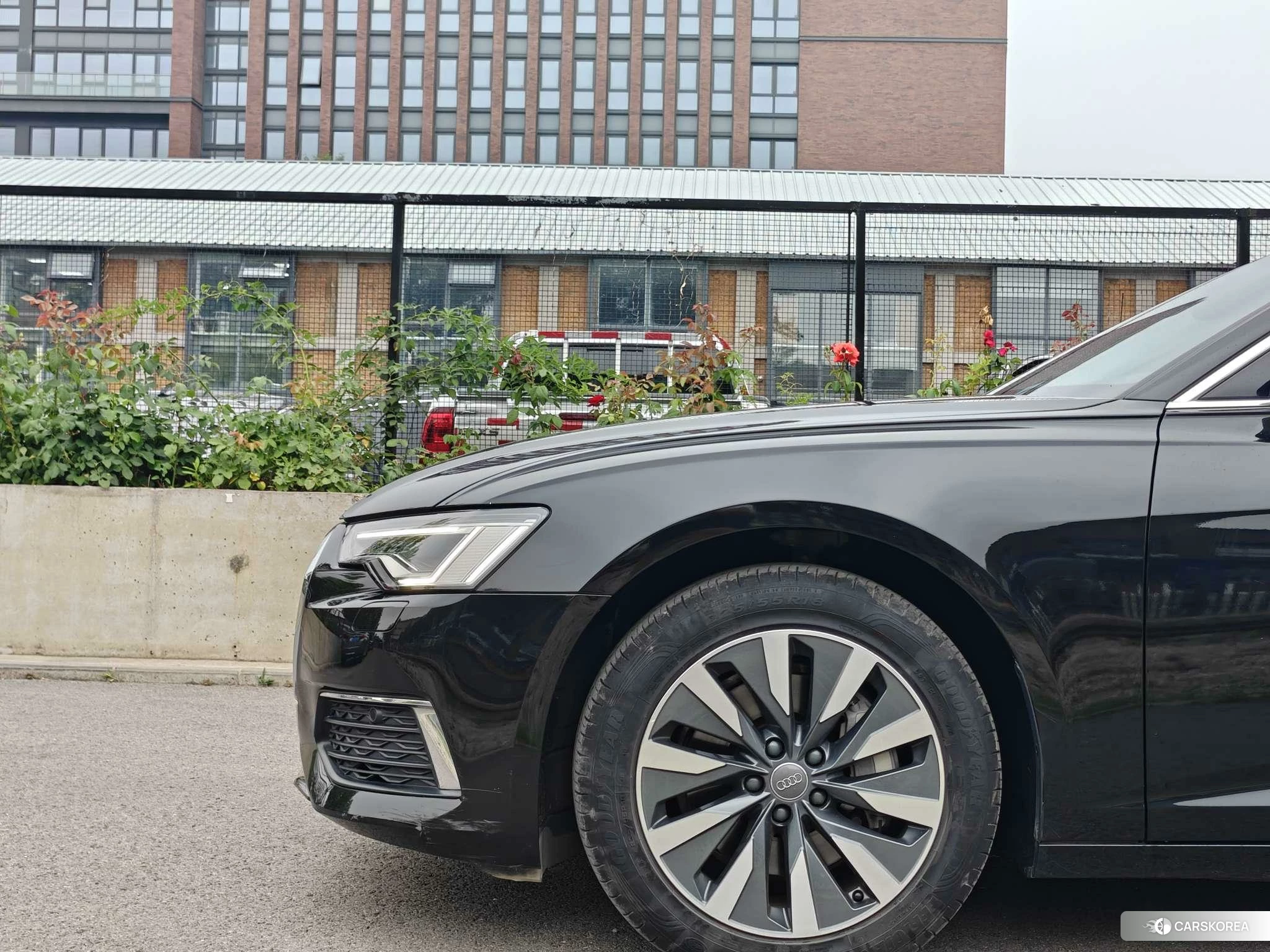 Audi A6L id 4461423 из Китая 19