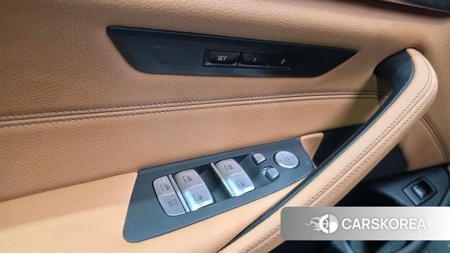 BMW 5 Series (G30) id 4656244 из Кореи 19