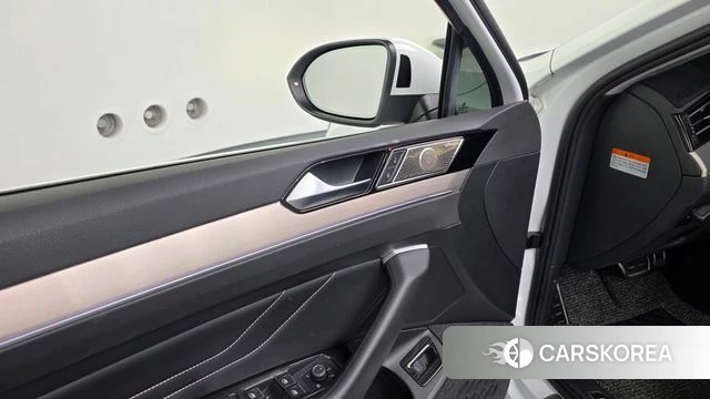 Volkswagen Passat GT (B8) id 4423532 из Кореи 19
