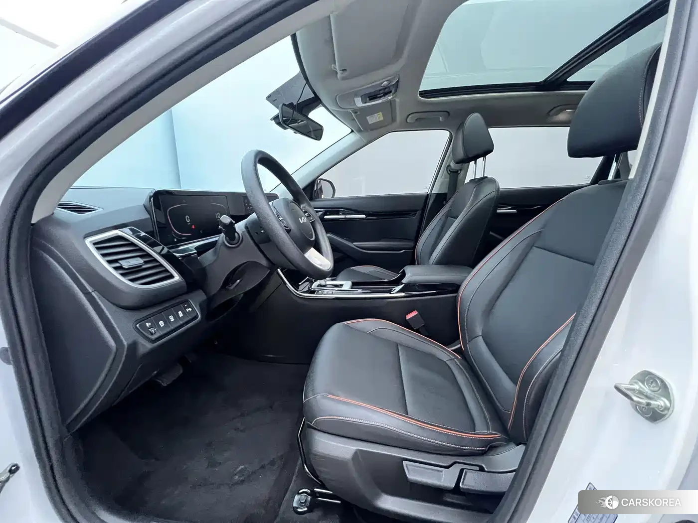 Kia Seltos id 4547339 из Китая 19