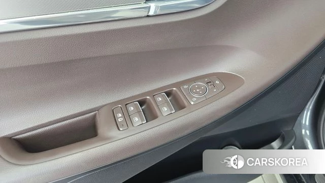 Hyundai The New Grandeur IG Hybrid id 4469609 из Кореи 19