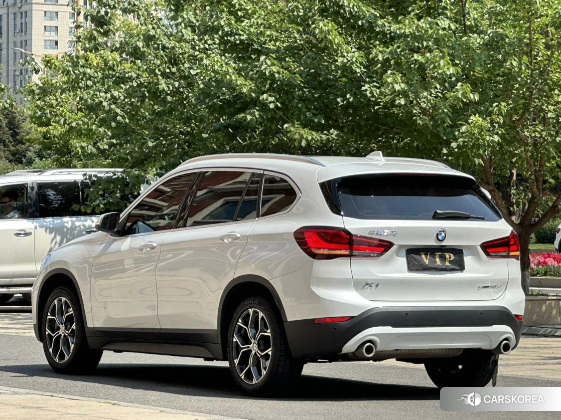 BMW X1 id 4493140 из Китая 19