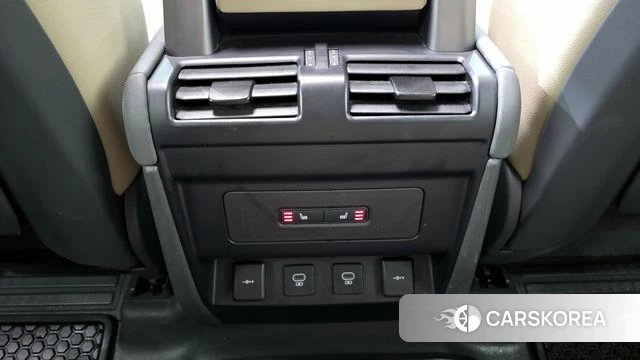 Land Rover Defender (L663) id 4283149 из Кореи 19