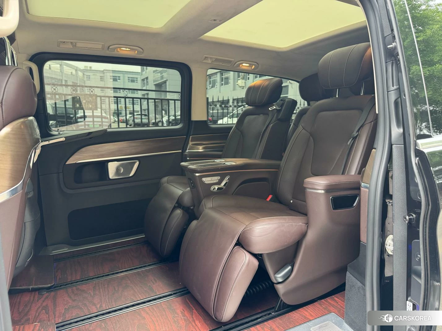 Mercedes-Benz V-class id 4461551 из Китая 19