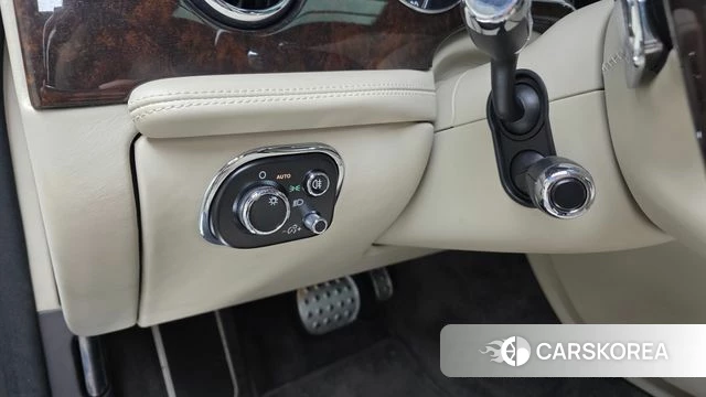 Bentley Mulshan id 4372013 из Кореи 19