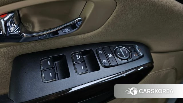 Kia The New Carnival id 4568344 из Кореи 19