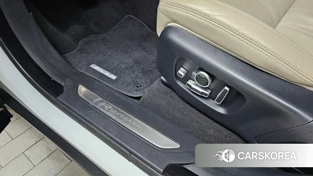 Land Rover Range Rover Velar id 4508650 из Кореи 19